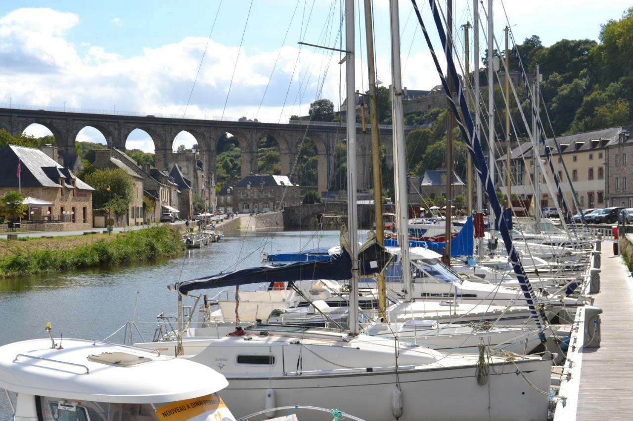 Vue Sur Le Port De Dinan Lägenhet Exteriör bild